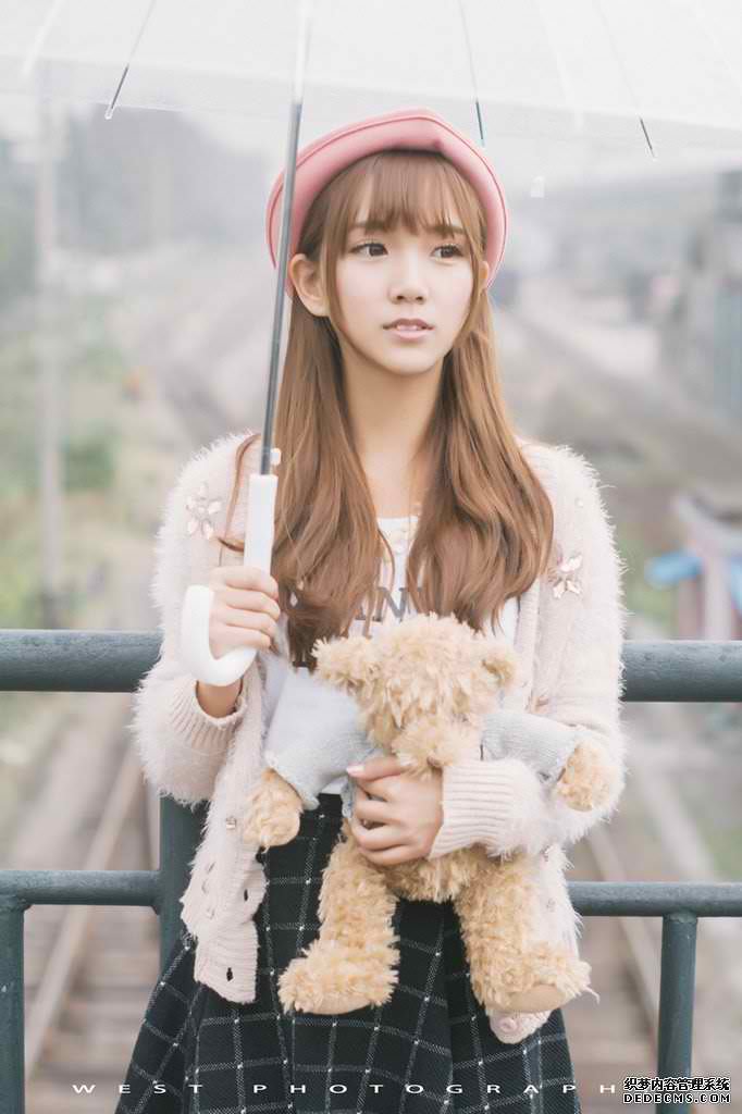 老电影英雄儿女