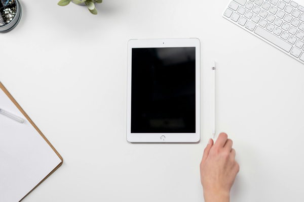 ?AIδ�����ƣ�����ͻ�ơ�Ӧ����չ�����Ӱ���?